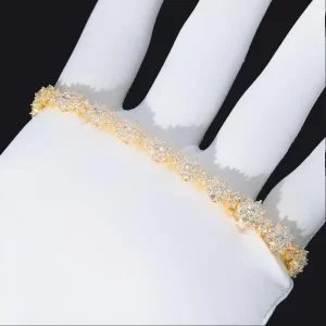 Gold-colored Sunflower Ice Crystal Bracelet - The second picture