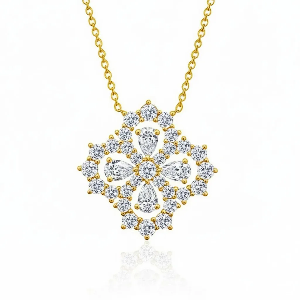 VVS1 Moissanite Four Leaf Clover Flower Pendant Necklace